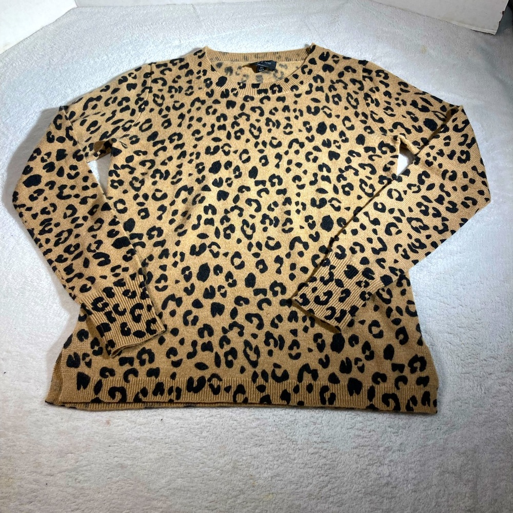 J. Crew Woman’s Leopard Print Cashmere Classic Fit Pull On Crew Neck Sweater